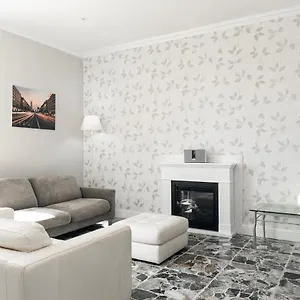 https://villa-liliana-large-private-house-in-vicopisano.it-tuscanyhotel.com