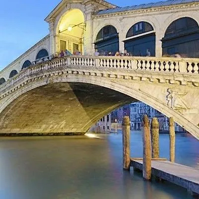Hotel San Zulian Venice