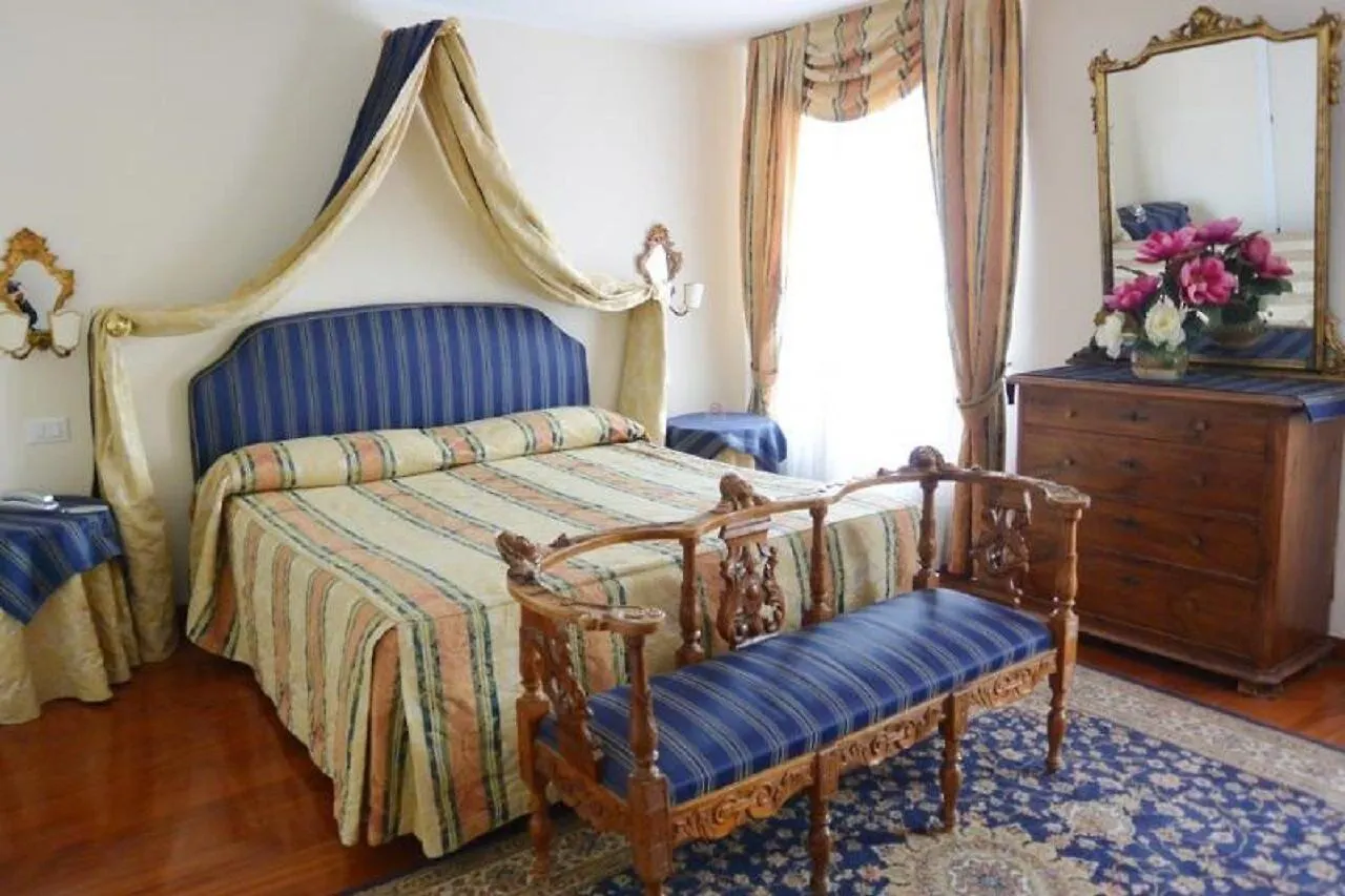 Hotel San Zulian Venice
